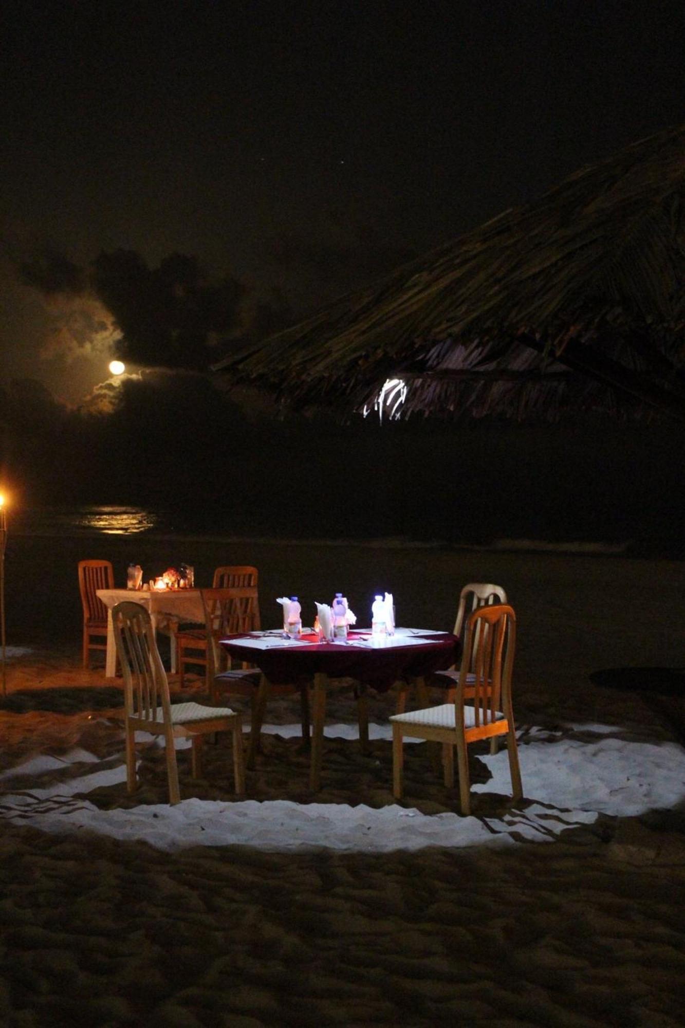 Beach Resort ซาลาลาห์ ภายนอก รูปภาพ