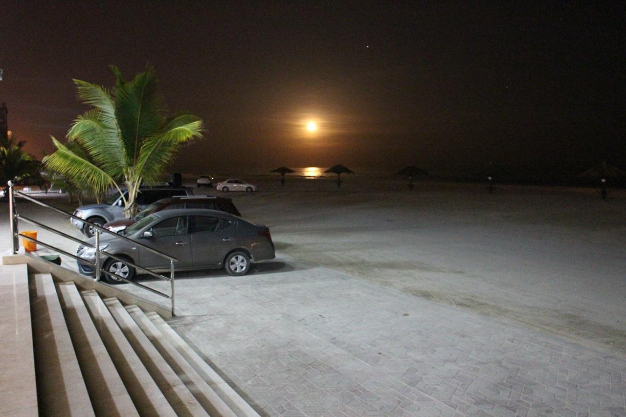Beach Resort ซาลาลาห์ ภายนอก รูปภาพ