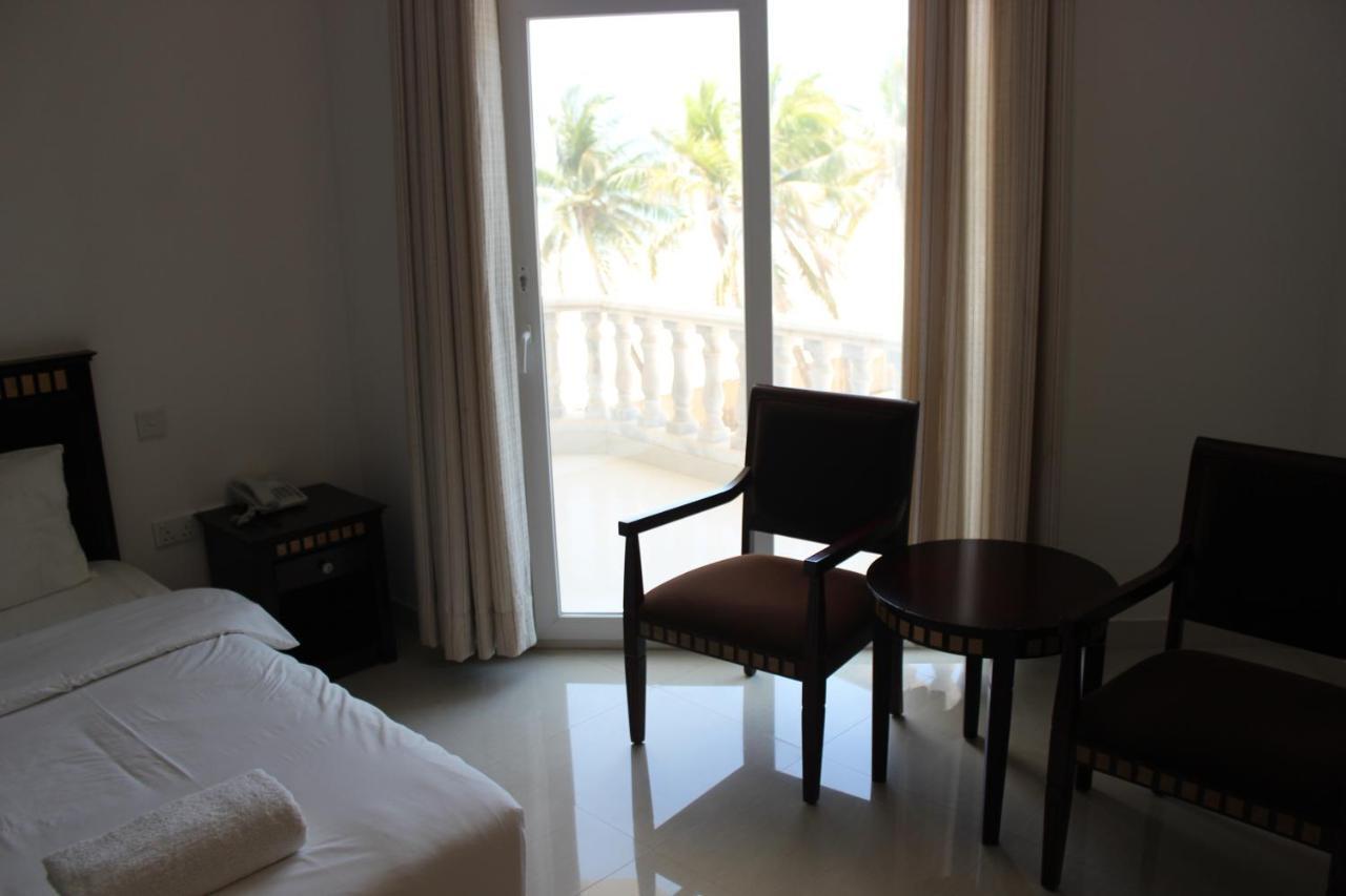Beach Resort ซาลาลาห์ ภายนอก รูปภาพ