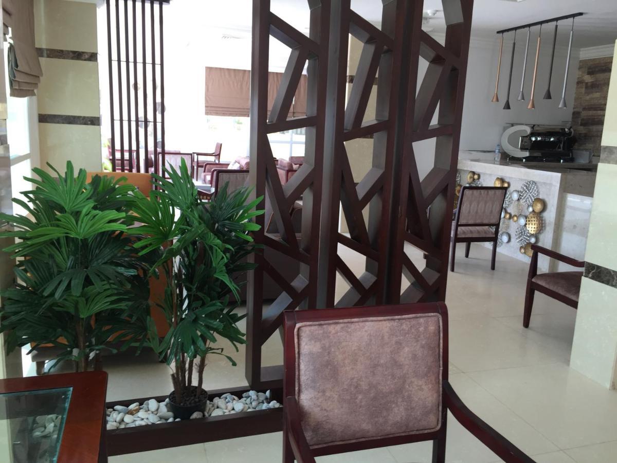 Beach Resort ซาลาลาห์ ภายนอก รูปภาพ